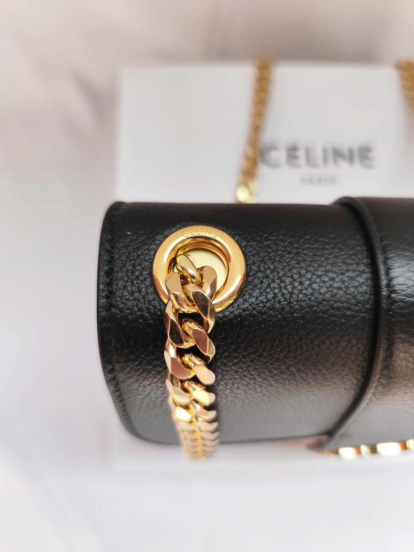 Celine Victoire Mini Nera