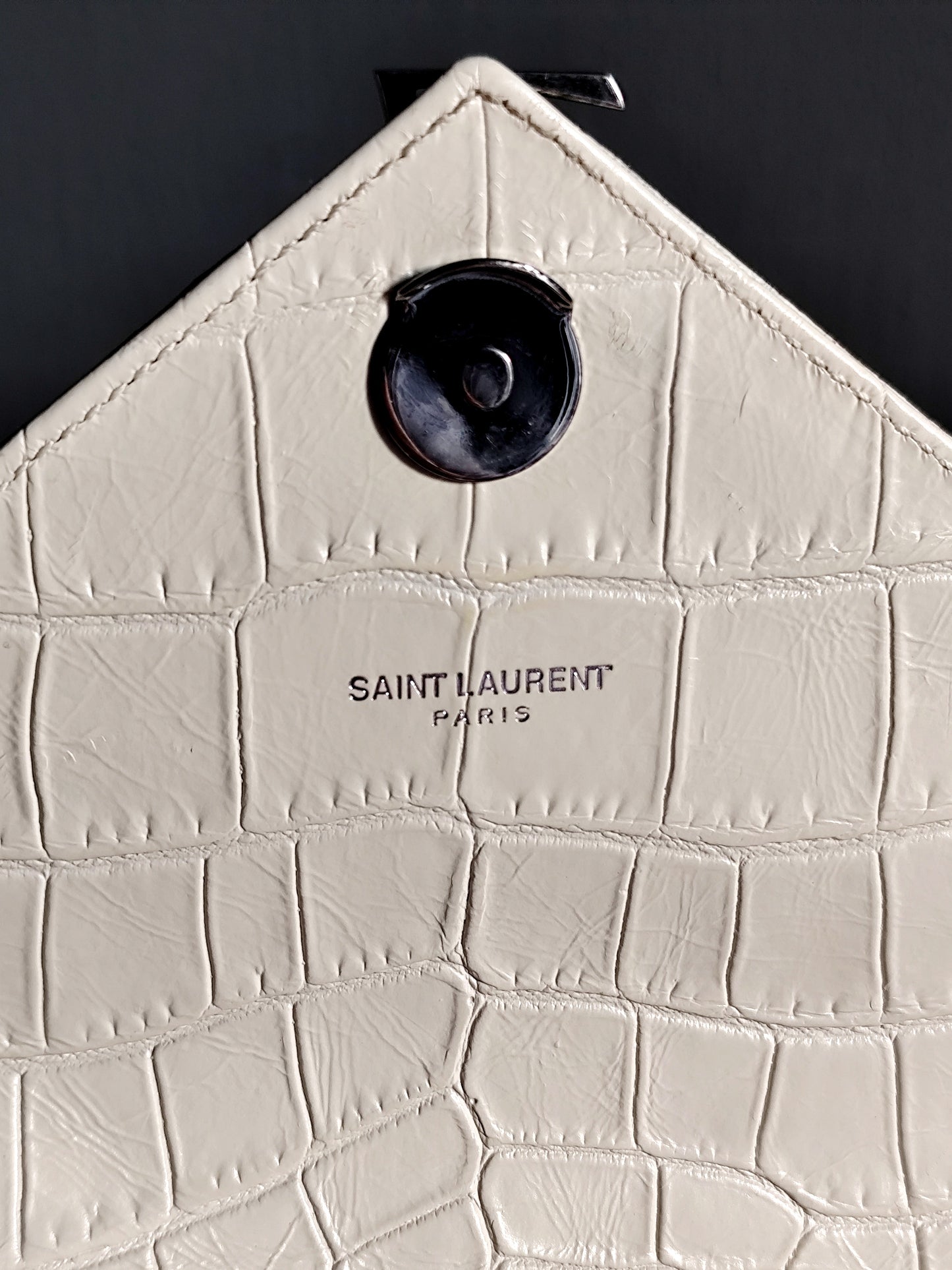 Yves Saint Laurent College Media Coccodrillo
