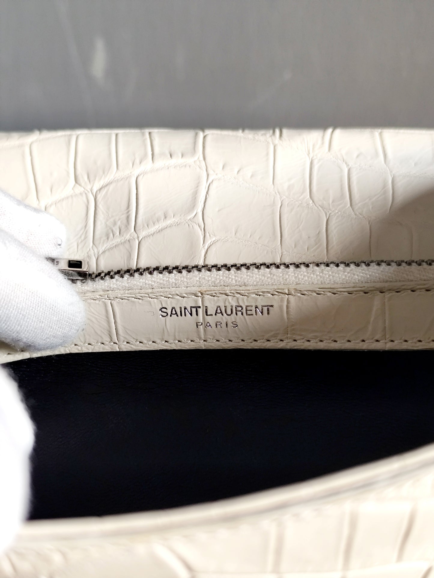 Yves Saint Laurent College Media Coccodrillo