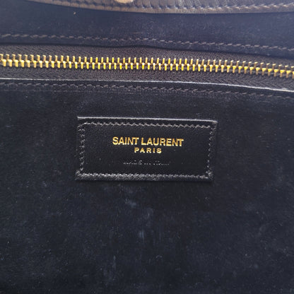 Yves Saint Laurent Le 5 à 7
