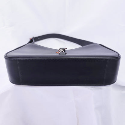 Yves Saint Laurent Le 5 à 7
