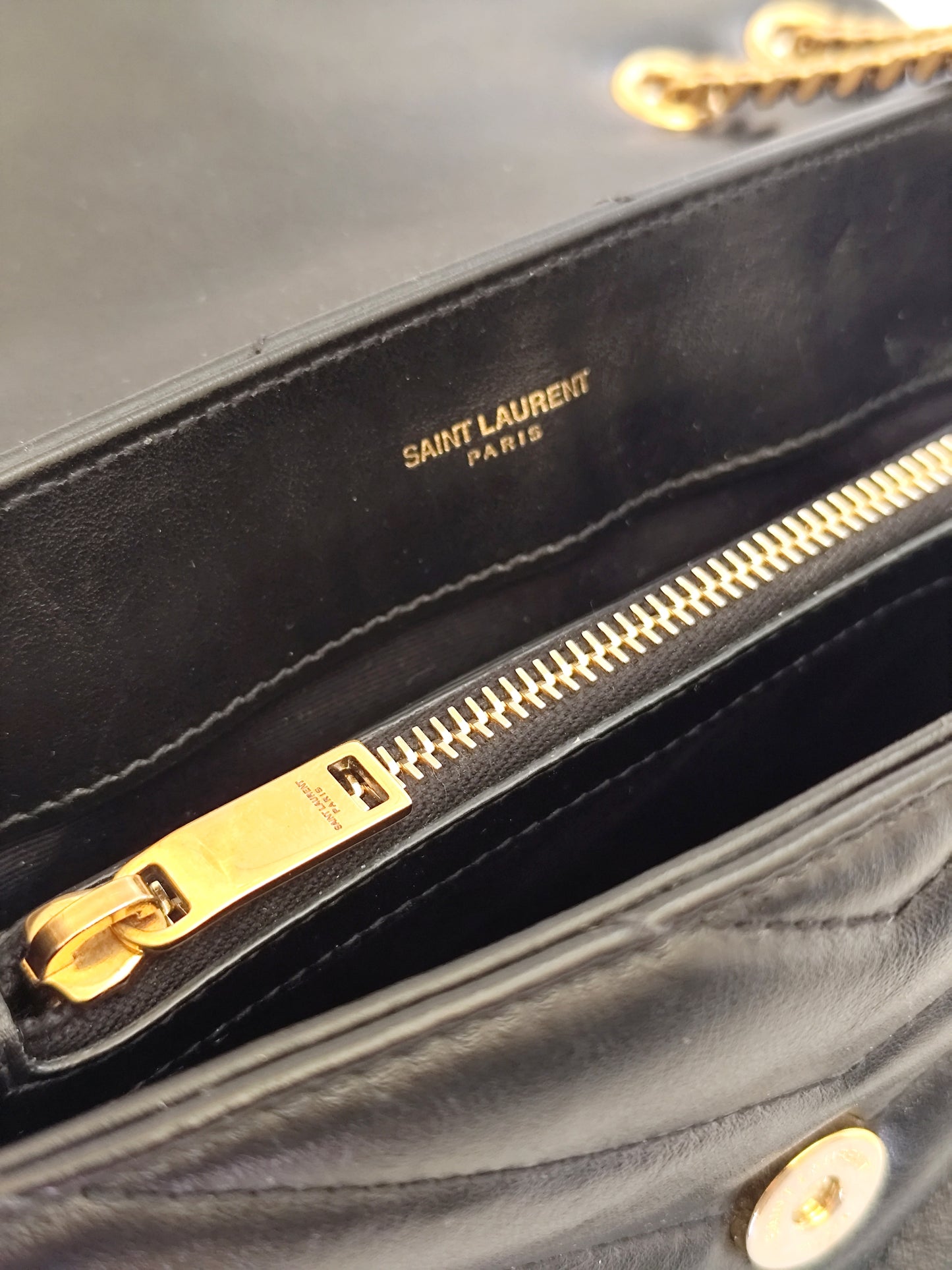 Yves Saint Laurent Loulou media
