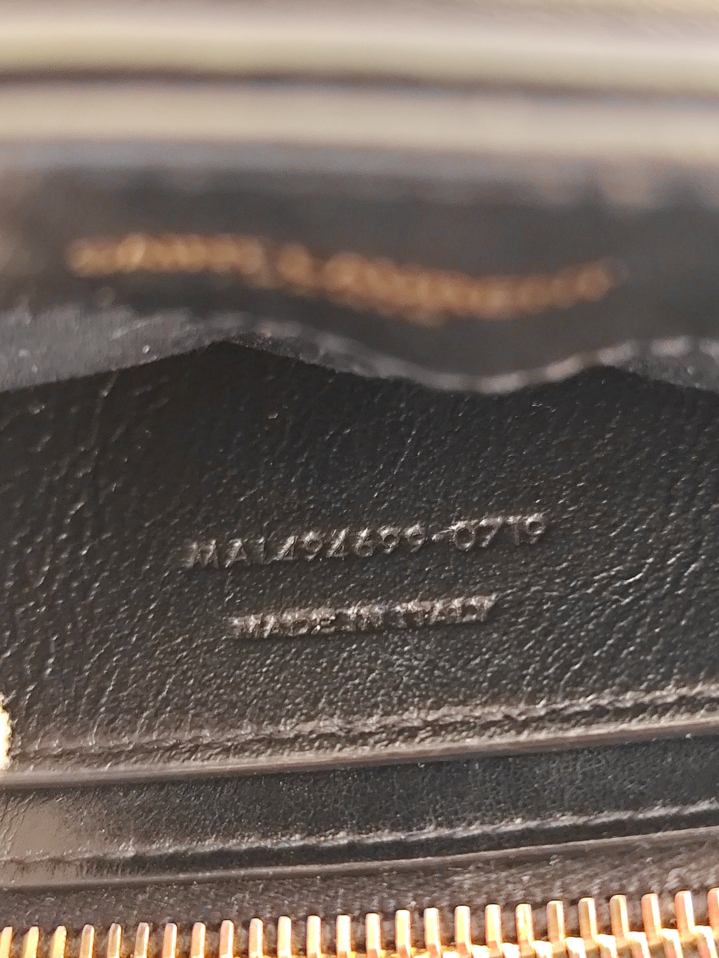Yves Saint Laurent Loulou media