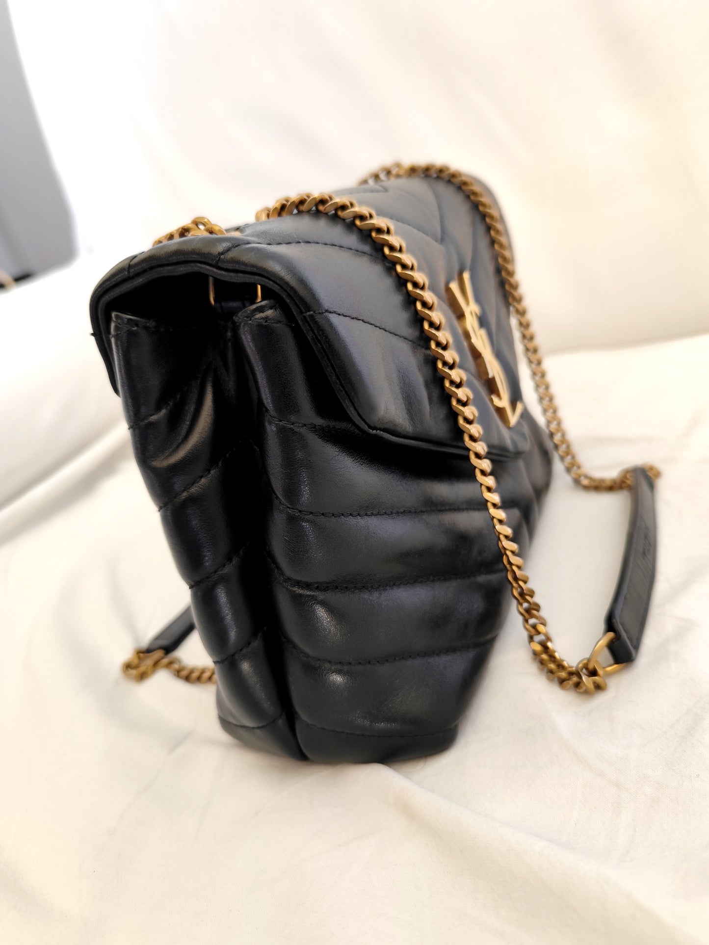 Yves Saint Laurent Loulou media