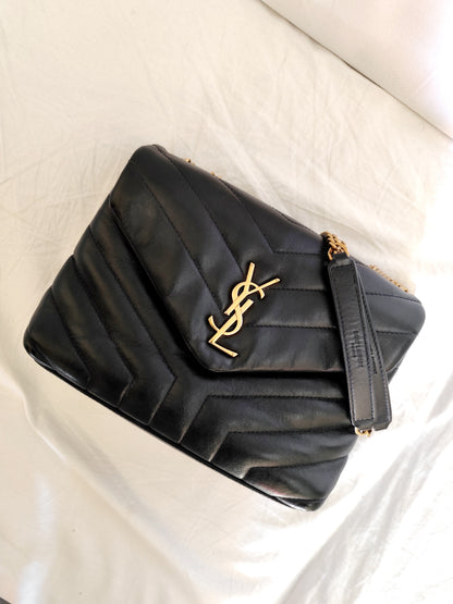 Yves Saint Laurent Loulou media