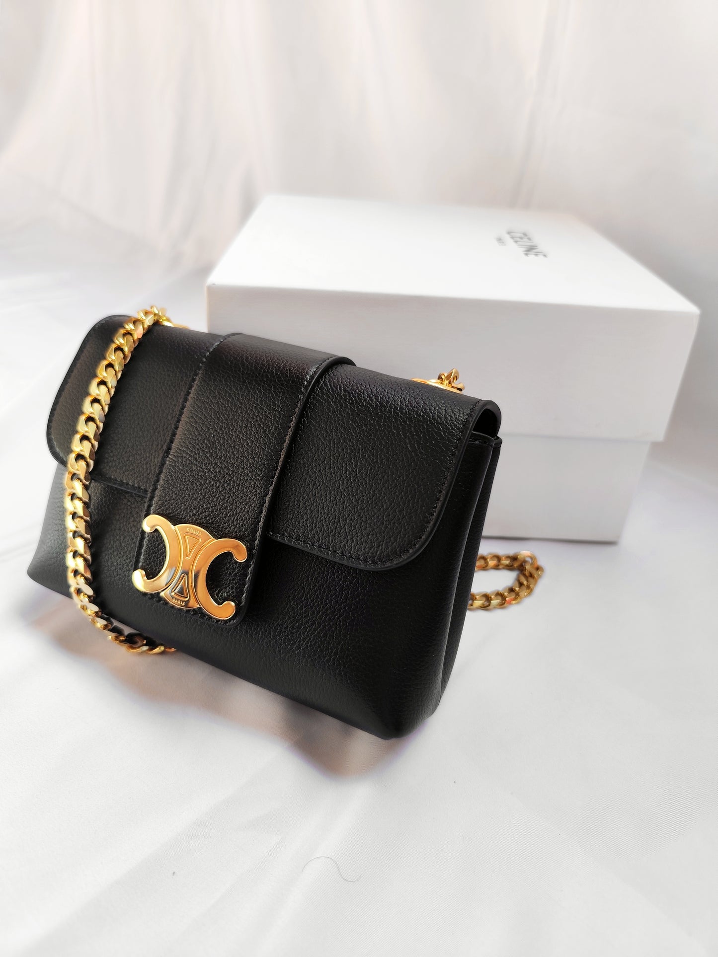 Celine Victoire Mini Nera