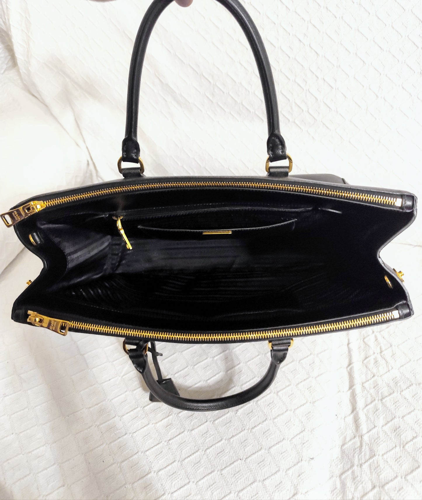 Prada Galleria Executive