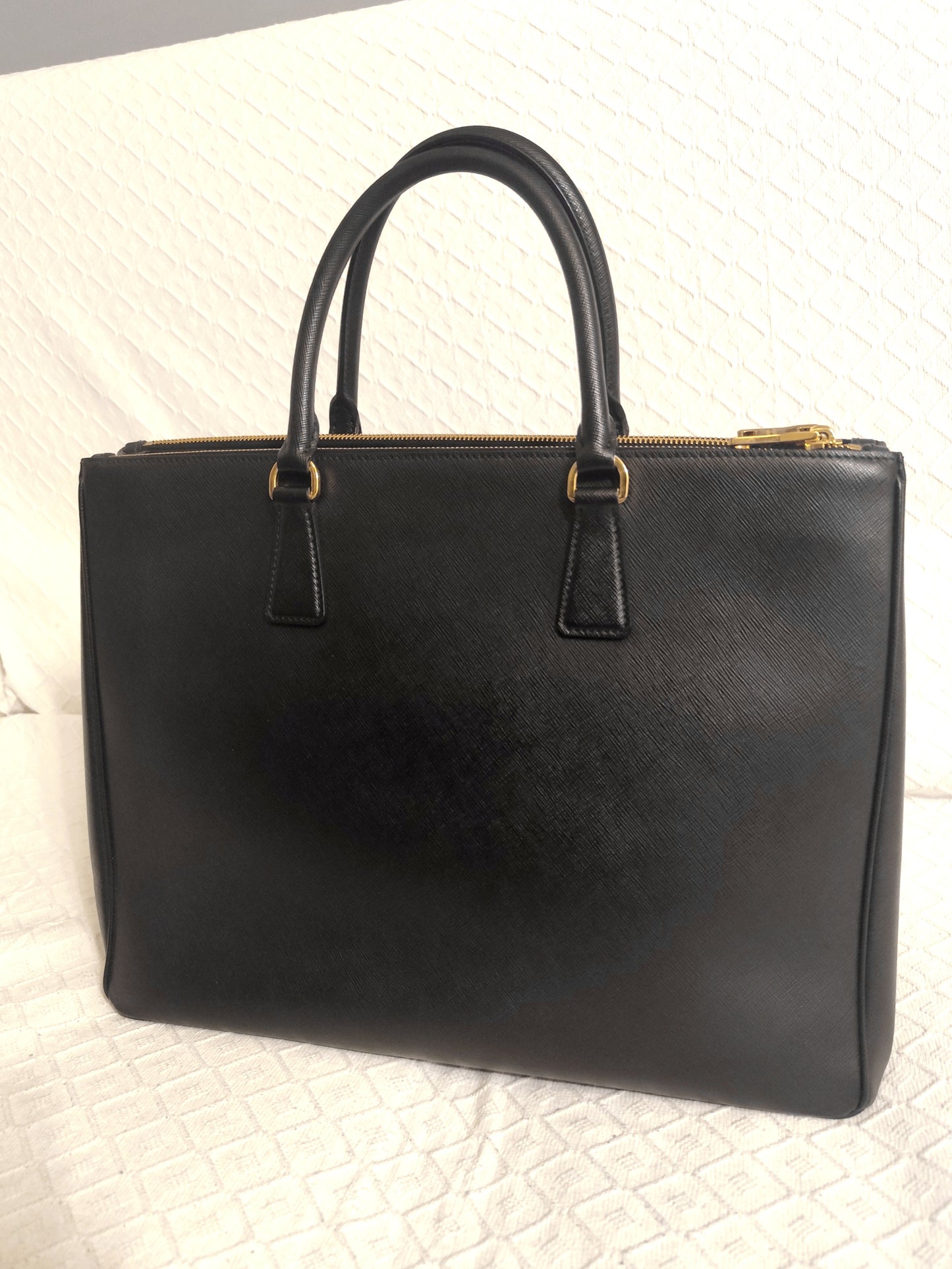 Prada Galleria Executive